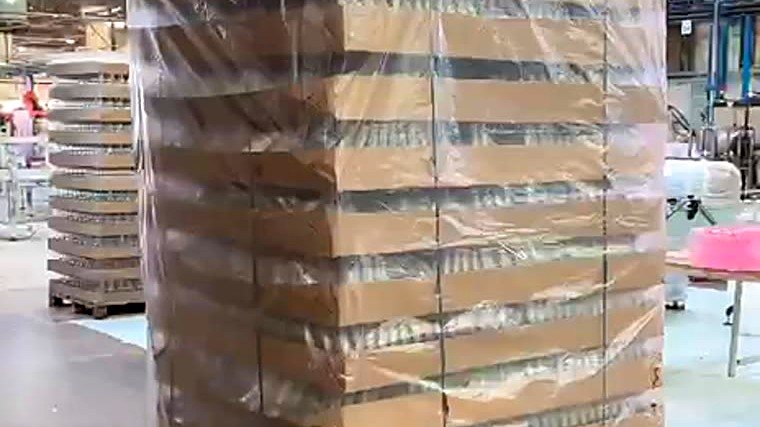 Pallet estufado em armazém